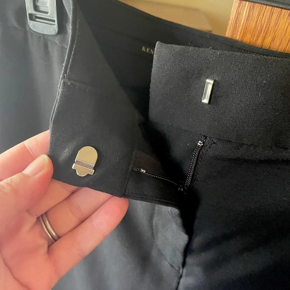 Kenneth Cole women’s lined pencil skirt, clasp & zip closure, SZ 10 black - Picture 4 of 9